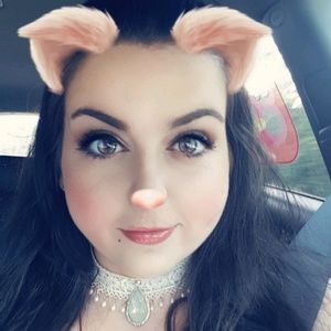 Meet your Posher, Linzay